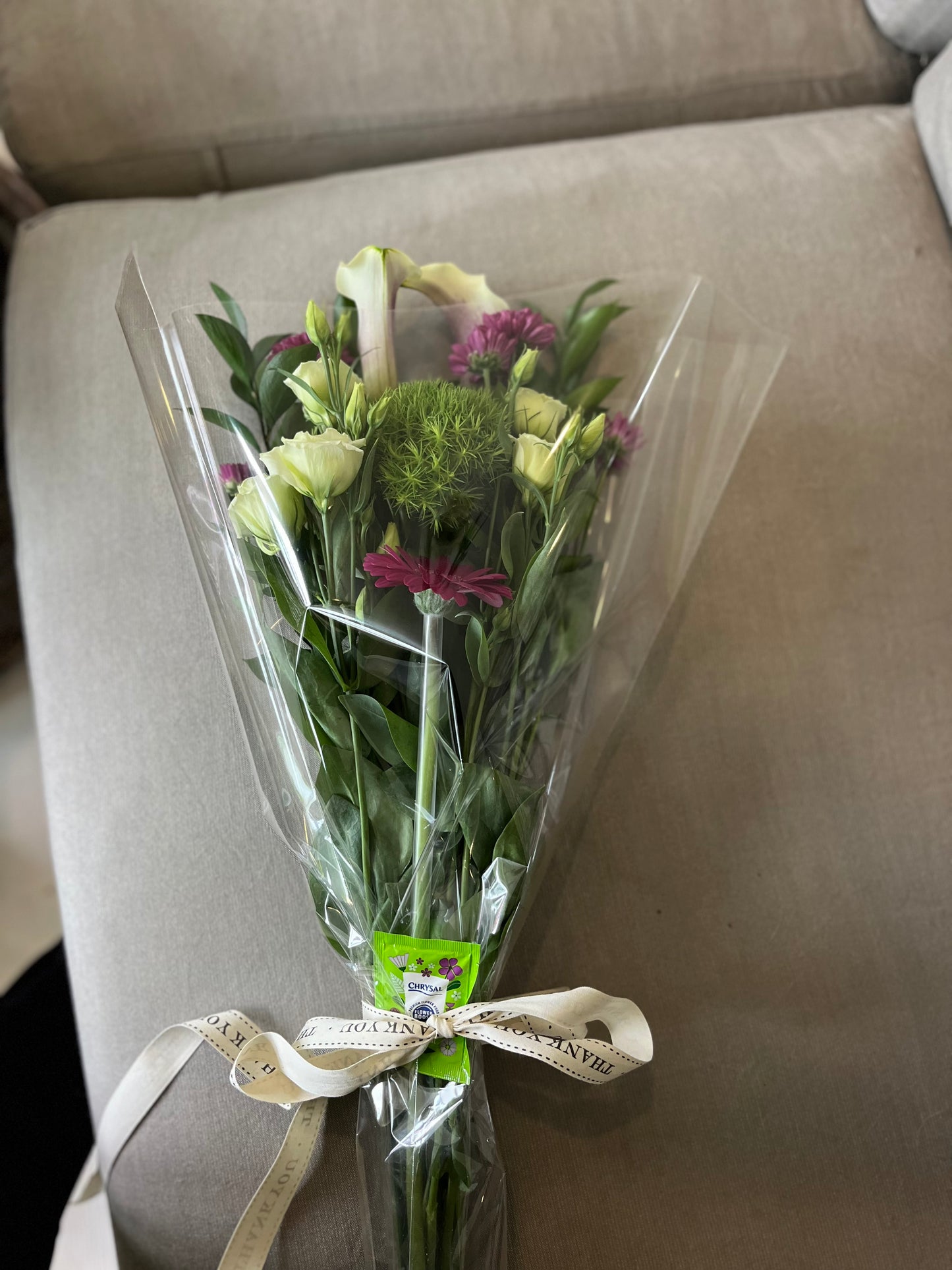 Flower Arrangement Porch Pick Up - Friday, July 4, 2025 from 4:00 pm-6:00 pm