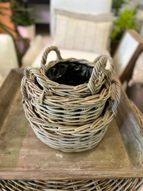 Medium Lined Basket