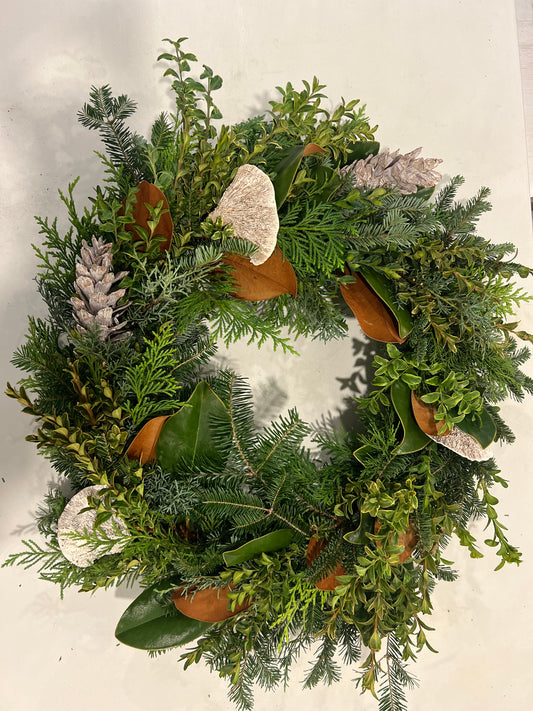 Pre-made Outdoor Winter Wreaths 14"