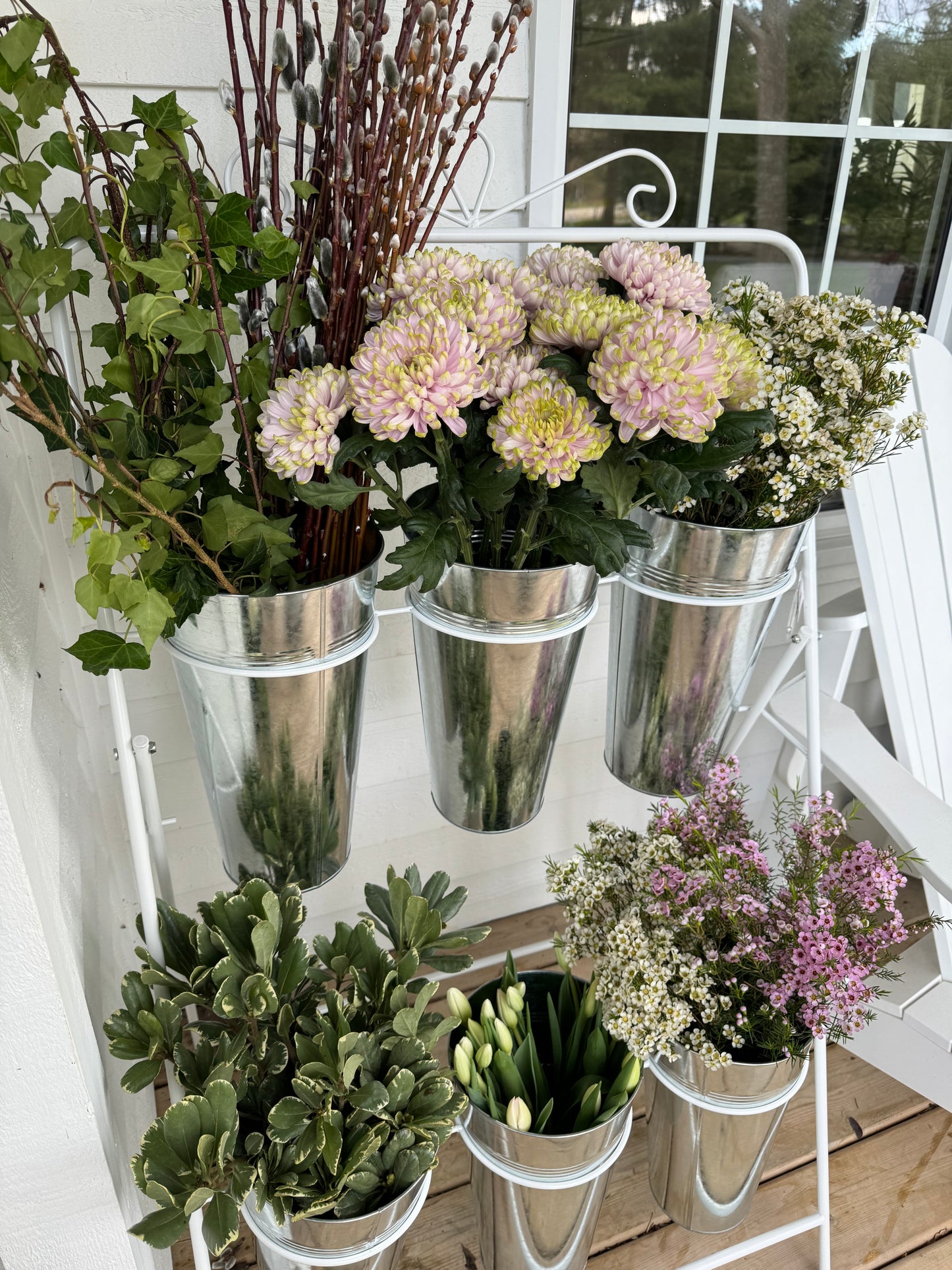 Flower Bouquet Porch Pick Up - Friday, August 1, 2025 from 4:00 pm - 6:00 pm