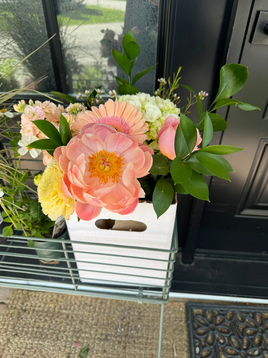 Flower Bouquet Porch Pick up - Friday, August 29, 2025 @ 4:00 pm- 6:00 pm