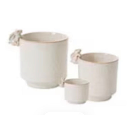 Sneaky Bunny Pot